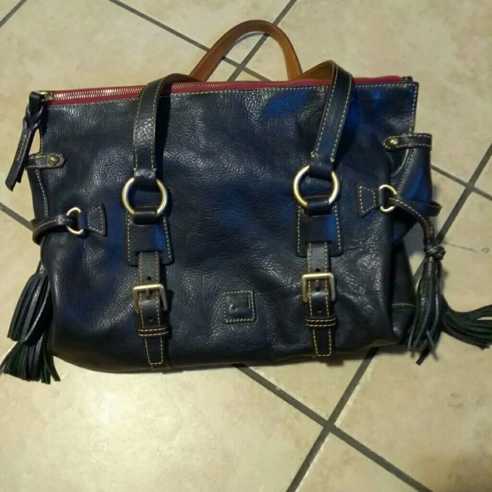 Dooney and bourke handbag